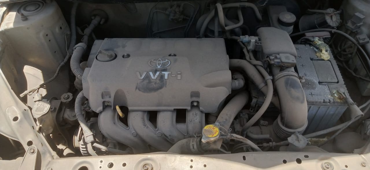  Toyota YARIS  USADO